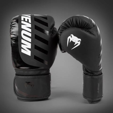 Boksehandsker - Venum 'Challenger 3.0 Shockwave' - sort/hvid