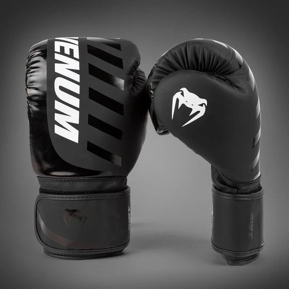 Boksehandsker - Venum 'Challenger 3.0 Shockwave'  - sort/hvid