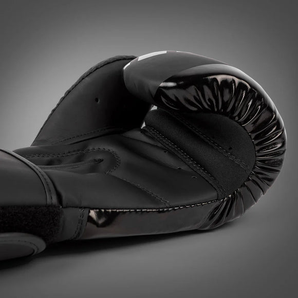 Boksehandsker - Venum 'Challenger 3.0 Shockwave'  - sort/hvid