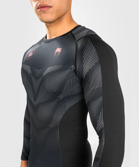 Rash Guard - Venum - 'Phantom' - Langærmet  - Sort-Rød