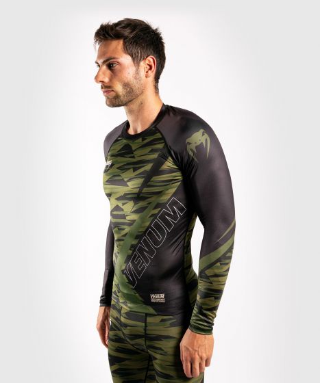 Rash Guard - Venum - 'Contender 5.0' - Khaki/Camouflage