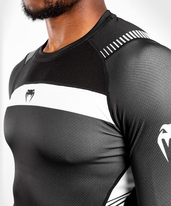 MMA Shorts - Venum - 'NoGi 3.0' - Black/White